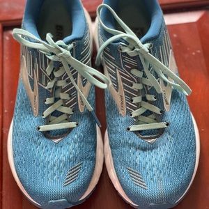 Brook’s Adrenaline GTS 19